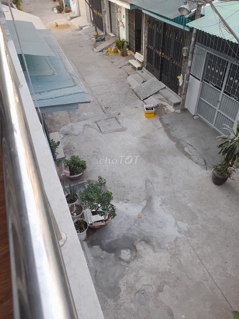 Cần bán nhà 2 mặt tiền cửa trước sau hẻm 93 Gò Dầu, Q.Tân Phú