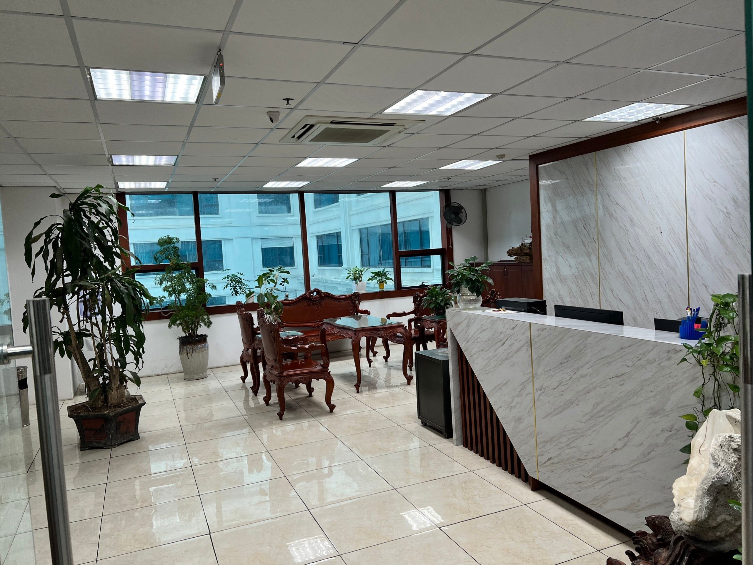 Cho thuê văn phòng CNTT, logistics 1000m2 tòa Central Field, Trung Kính, quận Cầu Giấy