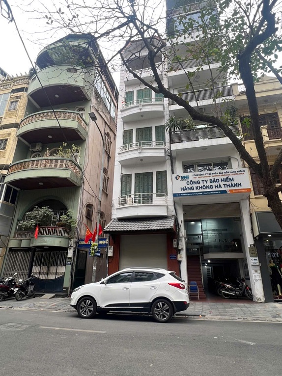Chính chủ cho thuê mặt phố số 28 Lê Ngọc Hân, Hai Bà Trưng, Hà Nội