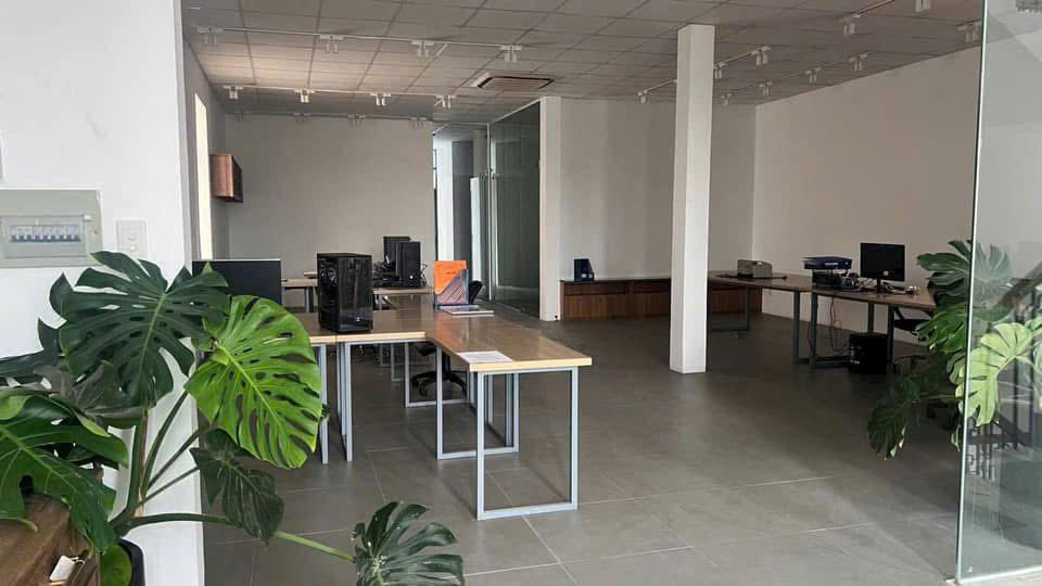 CẦN CHO THUÊ GẤP CẢ TOÀ NHÀ (HOẶC TẦNG 1, 2, 3): SỐ 191 ĐẶNG VĂN BI, PHƯỜNG TRƯỜNG THỌ, TP THỦ ĐỨC