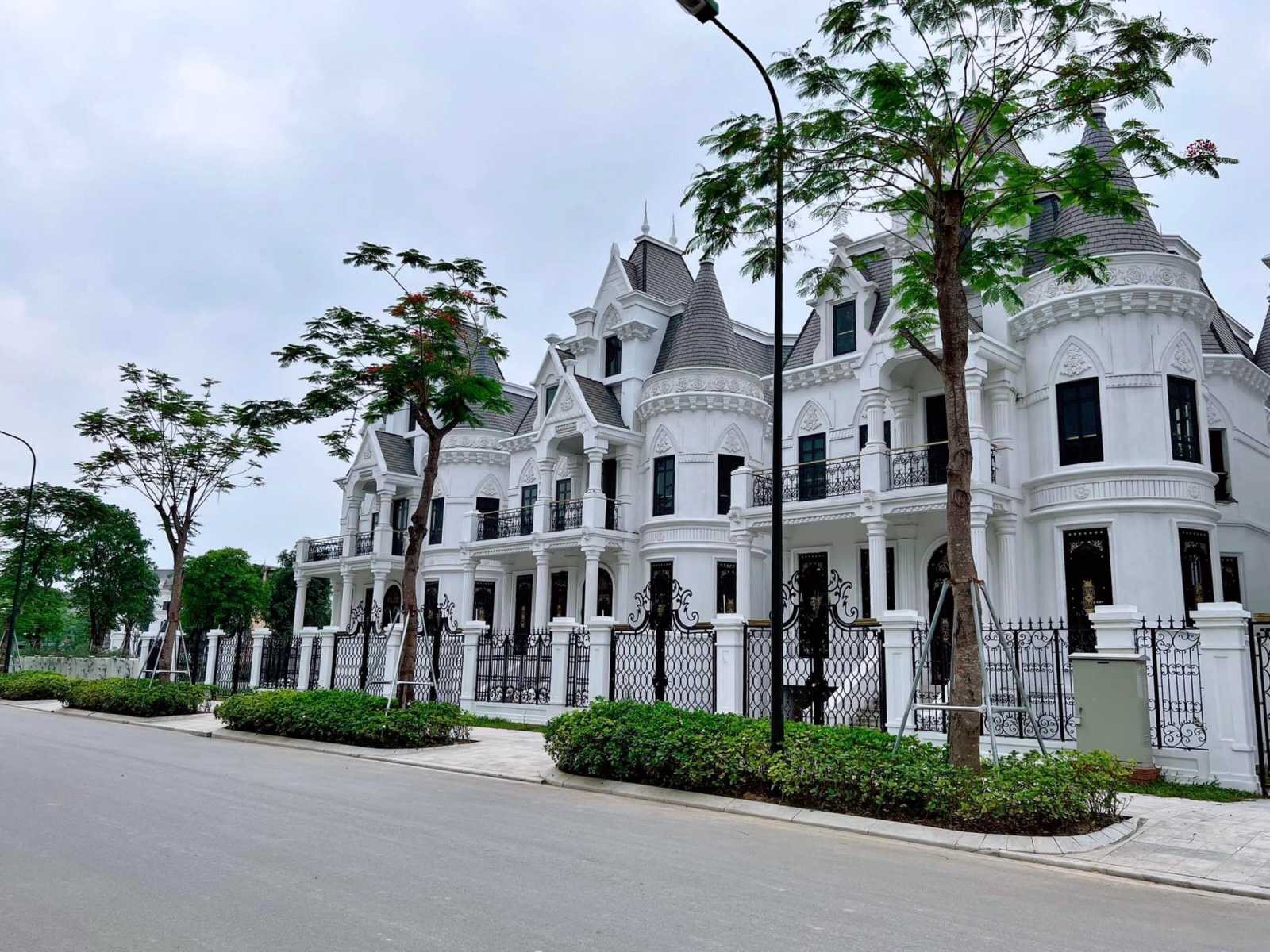 Biệt thự cao cấp nằm trong khu đô thị Pháp Vân – Tứ Hiệp, Hoàng Mai, Hà Nội