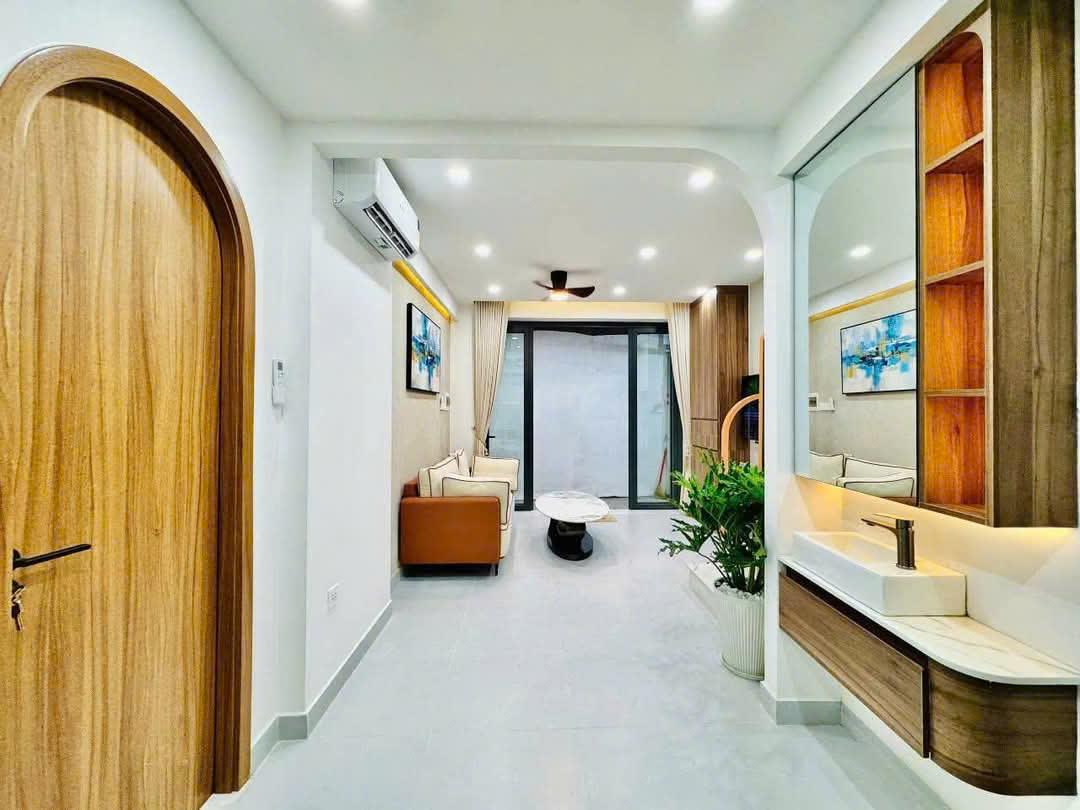 –Bán nhà MT Dân Tộc, p. Tân Thành, q. Tân Phú; (32m2) 3 tầng – 5,6 tỷ