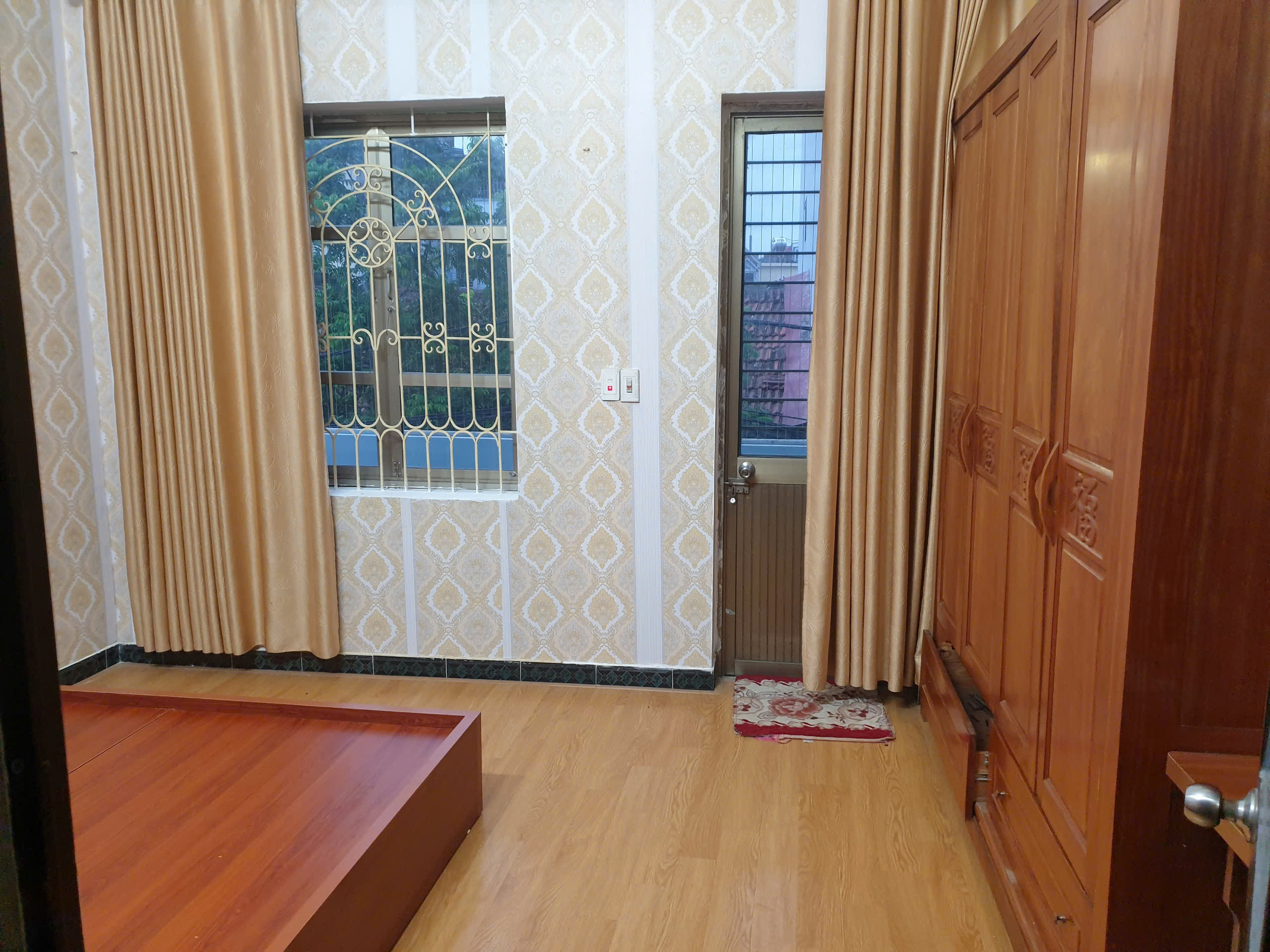 Cho thuê nhà ngõ ô tô tránh làm Kho, Phố Tựu Liệt 3.5 tầng, 2 ngủ, 35m2, 7.5 triệu