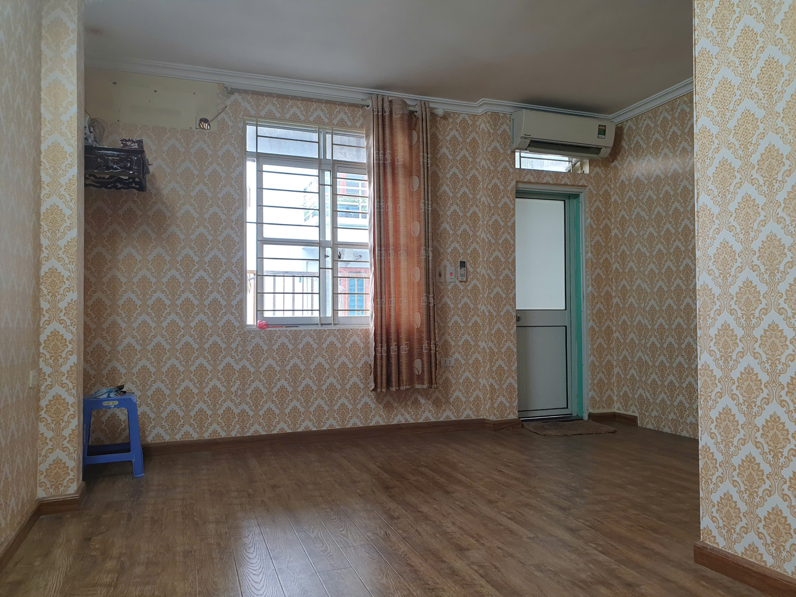 Cho thuê nhà ngõ ô tô tránh làm Kho, Phố Tựu Liệt 3.5 tầng, 2 ngủ, 35m2, 7.5 triệu