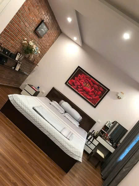 Vũ đình Tụng, lô góc , nhà vườn . Ngõ ô tô 7 chỗ tránh