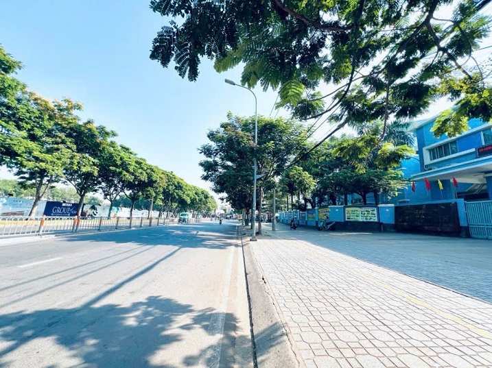 SIÊU PHẨM 5 TẦNG ĐẸP – NHÀ XÂY MỚI 100% 52M2 – GIẾNG TRỜI THOÁNG MÁT