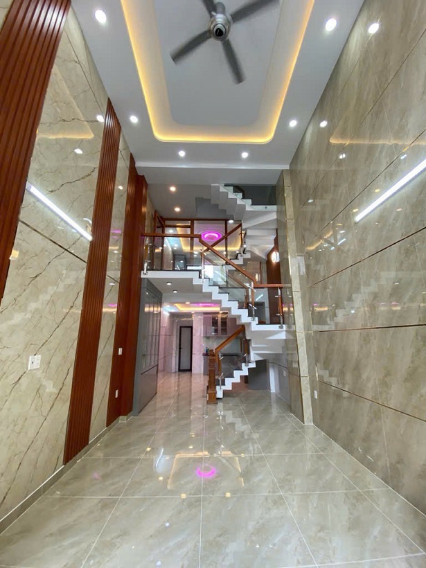 SIÊU PHẨM 5 TẦNG ĐẸP – NHÀ XÂY MỚI 100% 52M2 – GIẾNG TRỜI THOÁNG MÁT