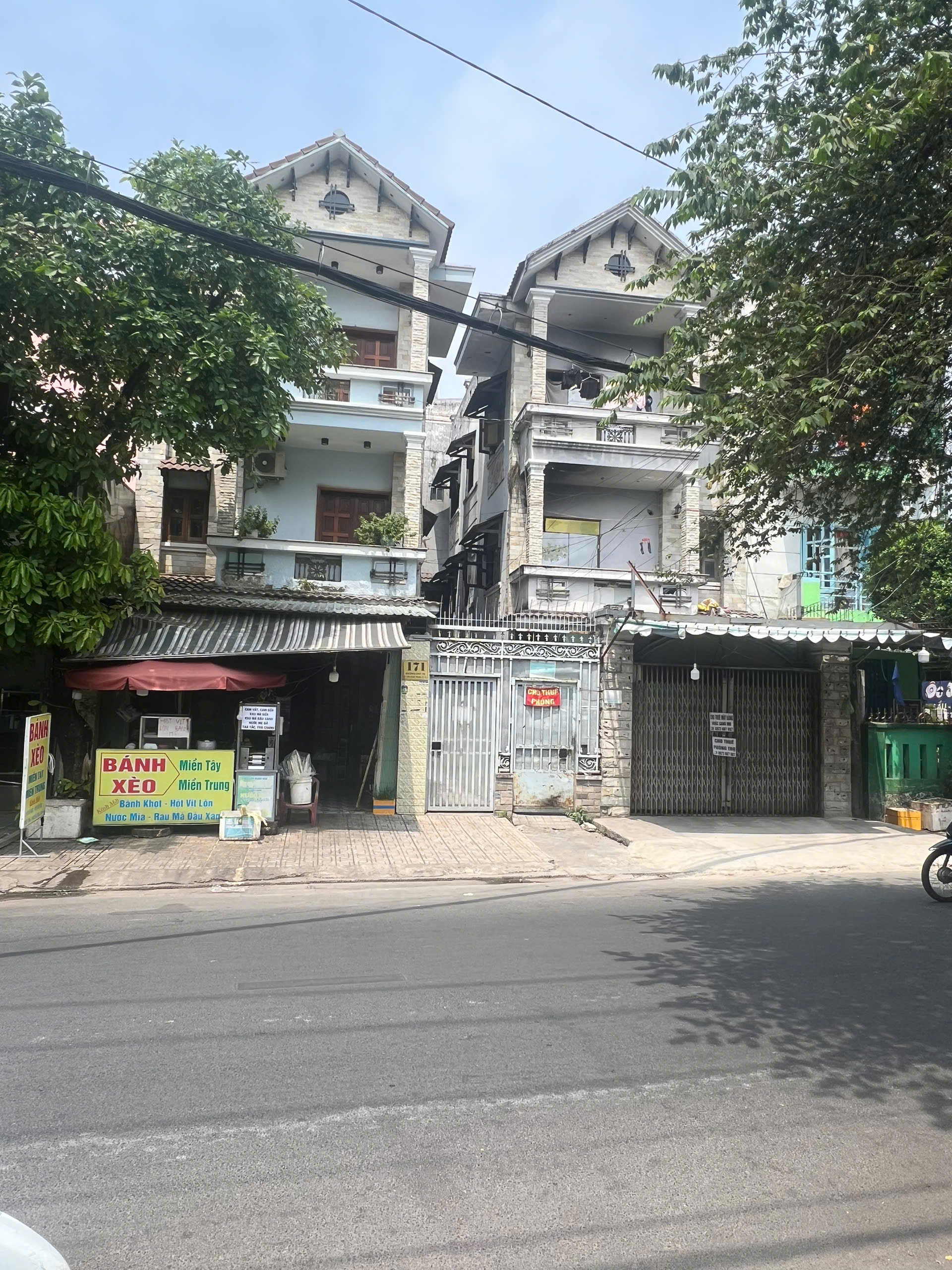 Bán nhà mặt tiền 3 tầng 6,4x20m giá 14,5 tỷ Đường Đông Hưng Thuận 42