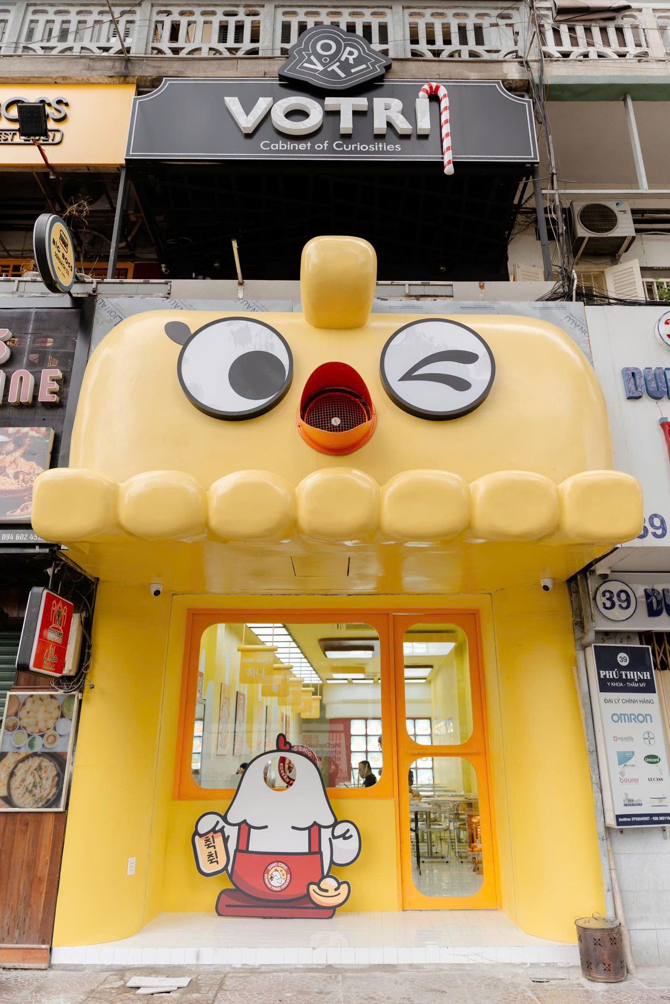 CHÍNH CHỦ CẦN SANG QUÁN GÀ HÀN QUỐC NGAY GA METRO QUẬN 1