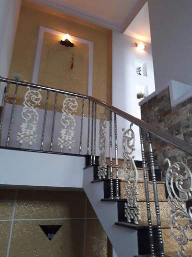 CHO THUÊ PHÒNG TẠI ĐƯỜNG BA ĐÌNH GẦN CẦU CHỮ Y .