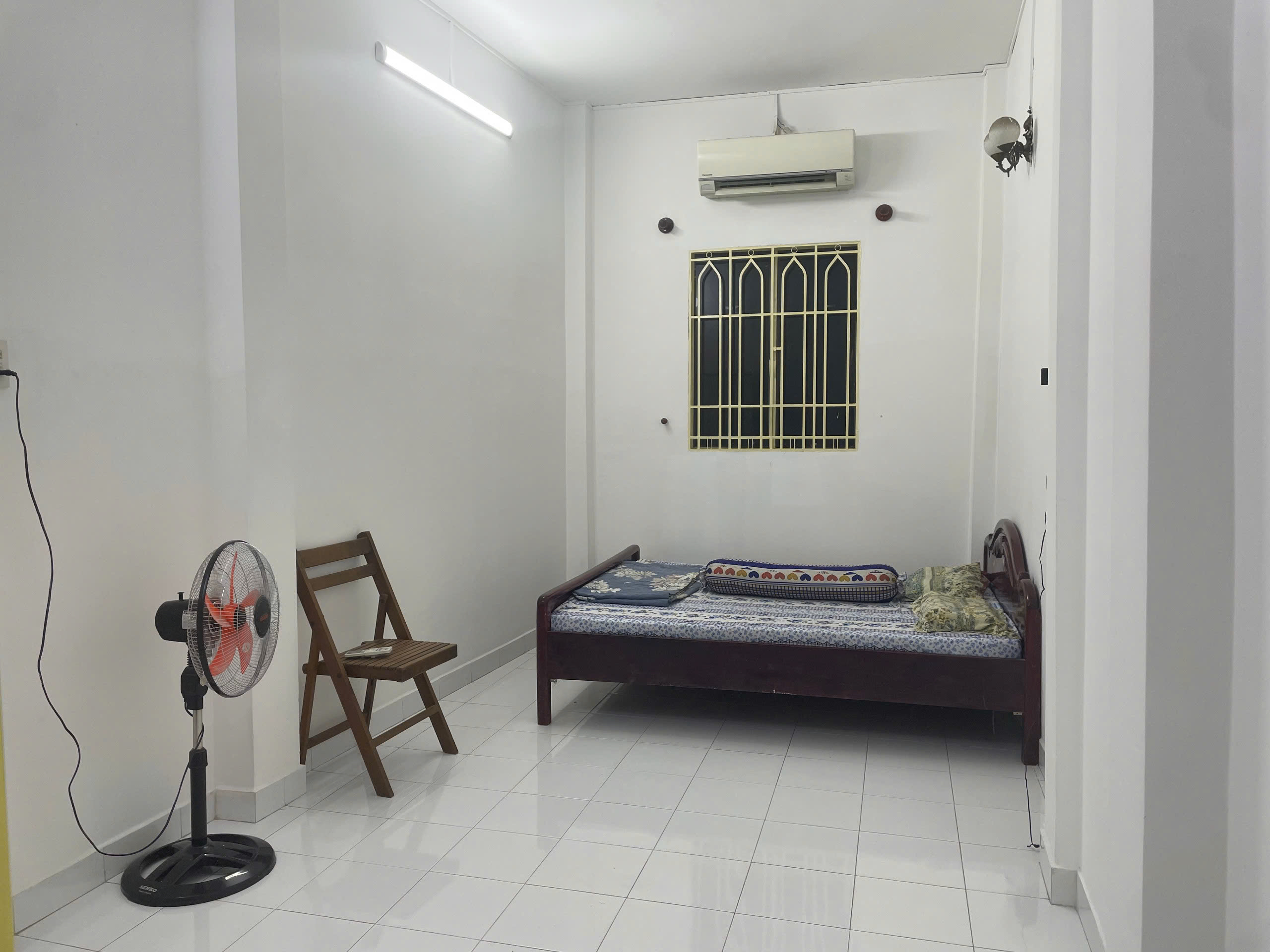 PHÒNG CHO THUÊ TRUNG TÂM QUẬN 1 – FULL NỘI THẤT, SÁT BÙI VIỆN