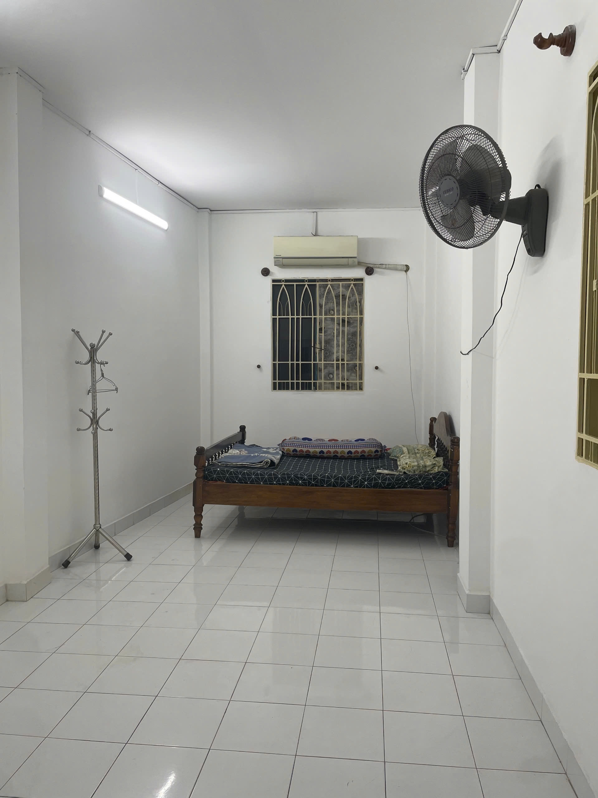 PHÒNG CHO THUÊ TRUNG TÂM QUẬN 1 – FULL NỘI THẤT, SÁT BÙI VIỆN