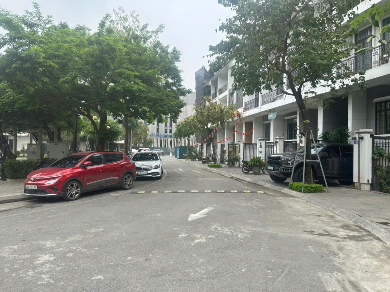 BIỆT THỰ HDI HOMES – MẠC THÁI TÔNG – 200M² x 5 TẦNG – 3 MẶT THOÁNG – VIEW VƯỜN HOA – 56 TỶ