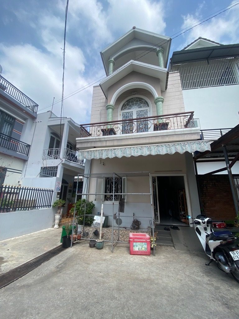 BÁN NHÀ 2 MẶT TIỀN – GẦN LÃ XUÂN OAI – GIÁ MỚI 7.7 TỶ (GIẢM 1.3 TỶ)