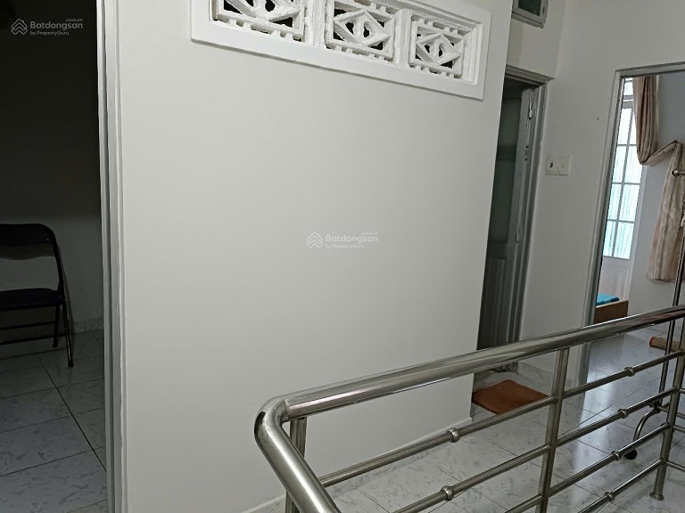 Cần bán nhà hẻm 2025 Huỳnh Tấn Phát, 30m2, giá 1,95 tỷ