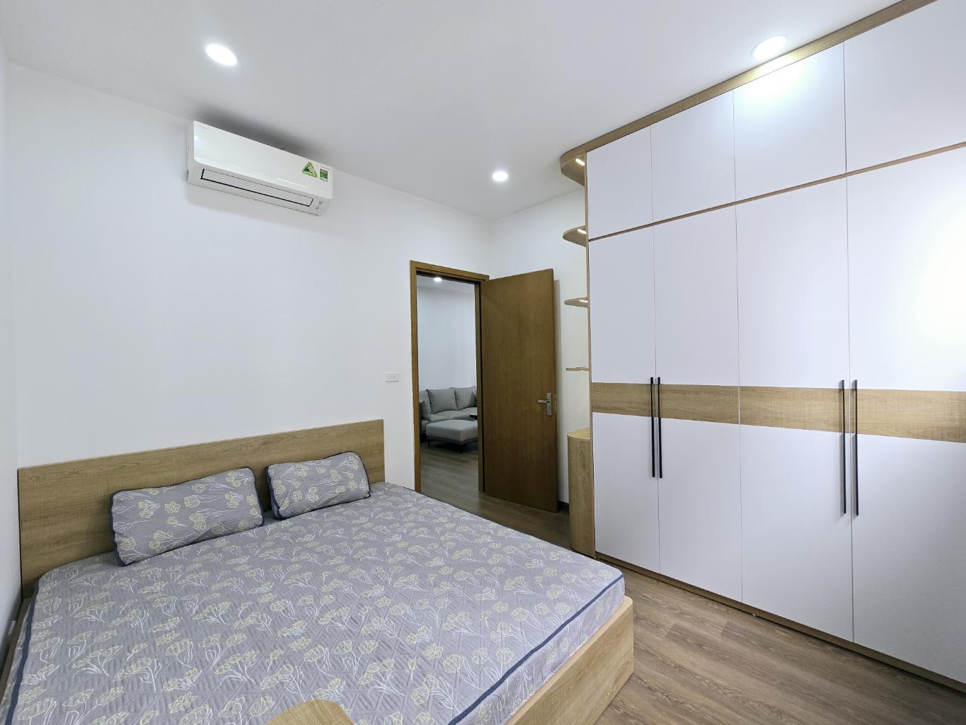 (Tin thật 100%) CH 63m2 x 2PN tại KĐT Xuân Phương Residence – Ban công Đông Bắc – Nội thất cao cấp