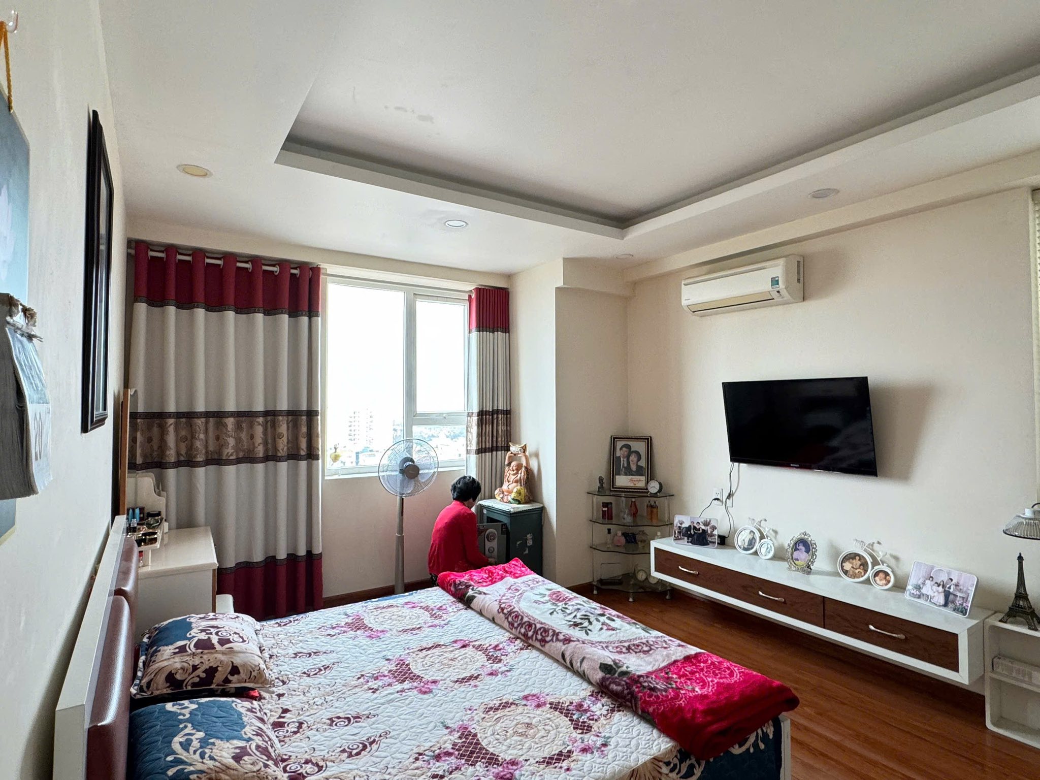 Bán căn hộ vinaconex 7 đường Hồ Tùng Mậu 128m2 full nội thất nhỉnh 6 tỷ