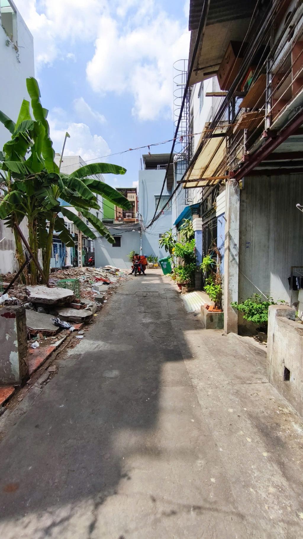 BÁN NHÀ MỚI 2 TẦNG, HXH, DIỆN TÍCH RỘNG, NGAY ĐÔ ĐỐC CHẤN, SƠN KỲ, TÂN PHÚ