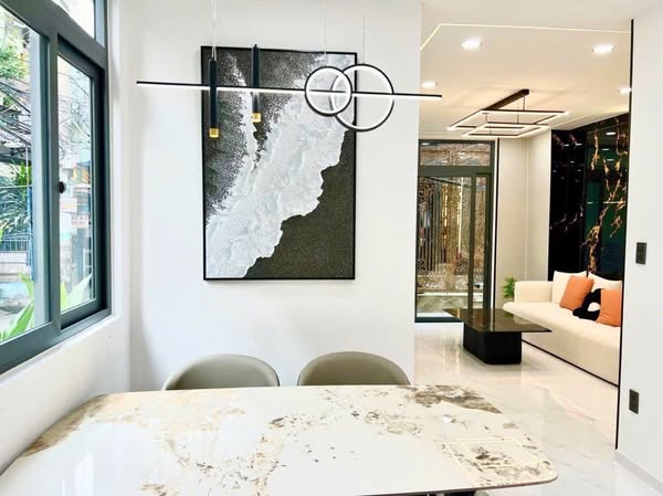 QUẬN 7 &#8211; LÂM VĂN BỀN &#8211; NHÀ ĐẸP VÀO Ở NGAY &#8211; 50m2 &#8211; GIÁ 5 TỶ XÍU THƯƠNG LƯỢNG.