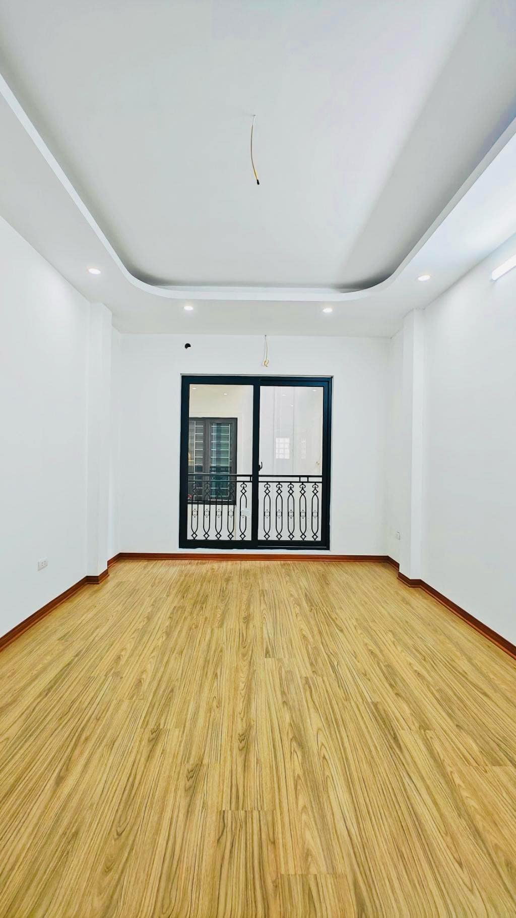 624 Minh Khai – ngõ thông sang Times City – 72m2 – 5 tầng – 10,5 tỷ.