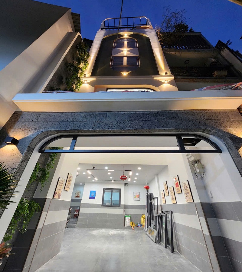 Bán CHDV đường Sư Vạn Hạnh, P10, Q10, 74m2, 6 tầng, nở hậu, mới toanh, dòng tiền 7%