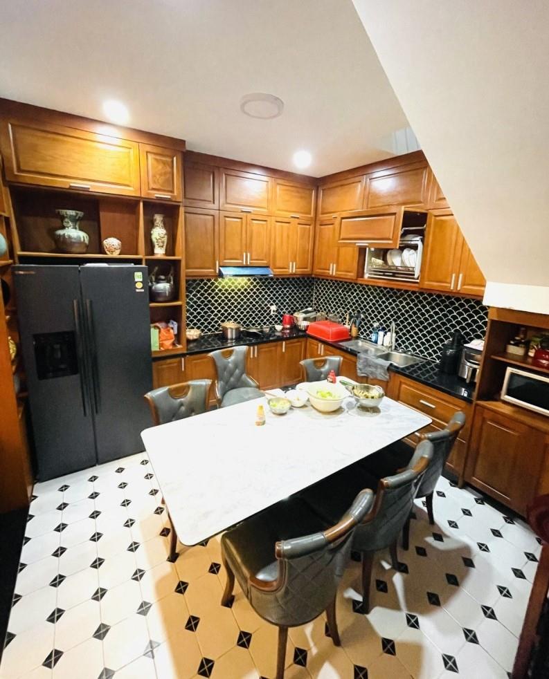 **Bán nhà HXH phường 14 khu Bàu Cát** quận Tân Bình; 4×17 – 9,9 tỷ