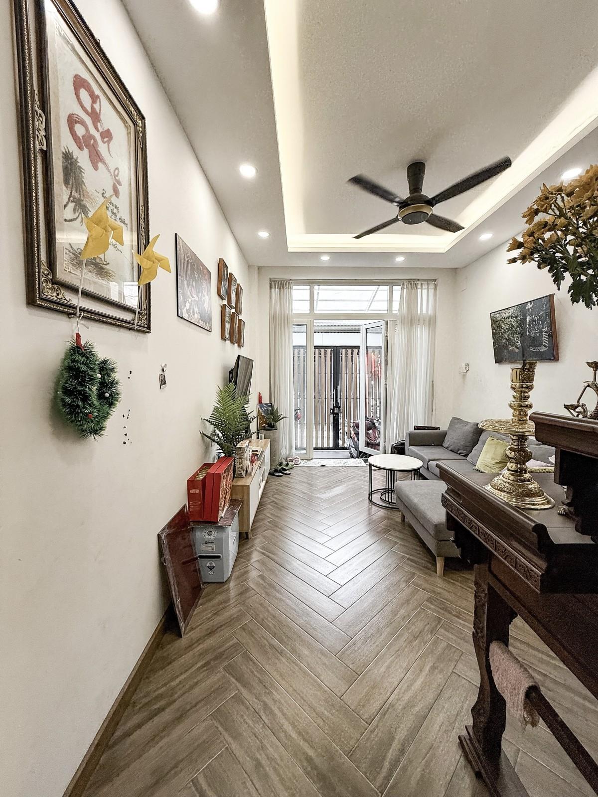 **Bán nhà phường 13 Tân Bình** HXH Nhất Chi Mai TB; (4*23) – nhỉnh 12 tỷ