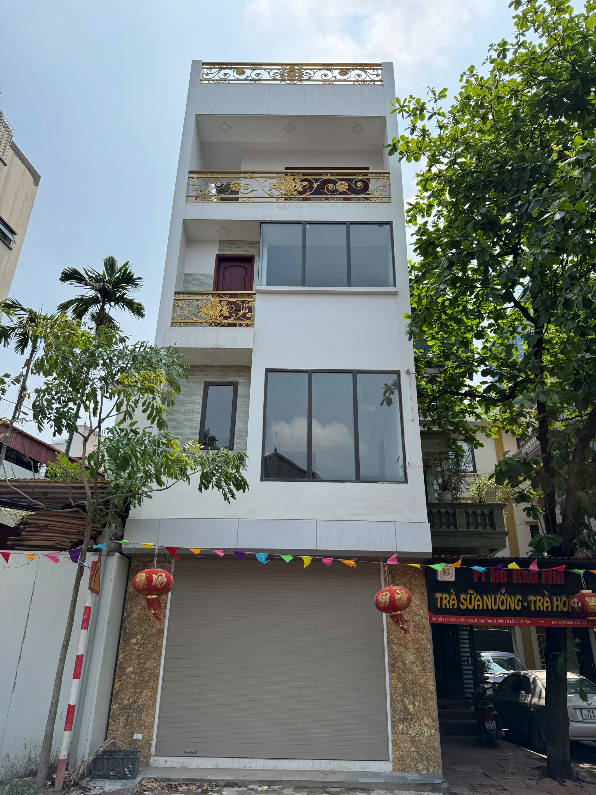 BÁN NHÀ MẶT PHỐ NHỔN GIÁ 26 TỶ