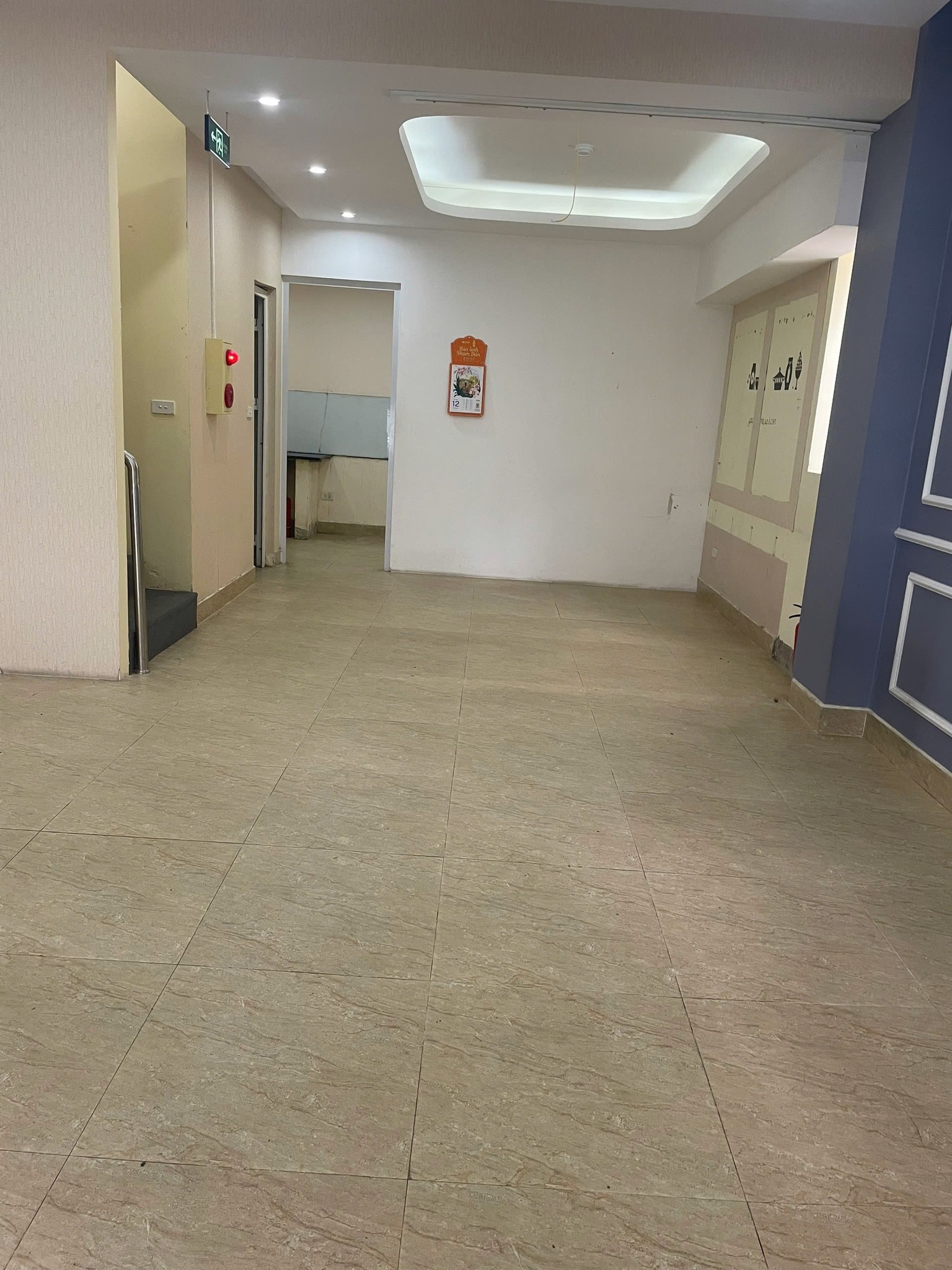 Cho thuê nhà A10 Nam Trung Yên 4 tầng x 80m2 thông sàn, 50 Triệu LÀM VP, KD ONLINE