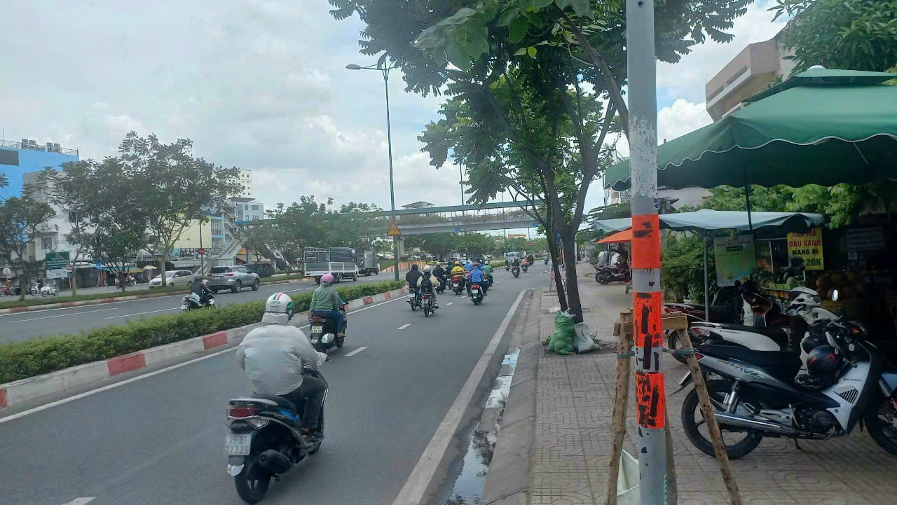 Bán Nhà Cấp 4 Mặt Tiền Phạm Văn Đồng – Hiệp Bình Chánh – Thành Phố Thủ Đức