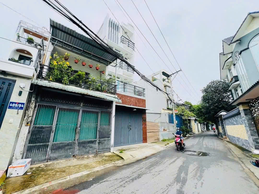 NHÀ 2 TẦNG (4&#215;14) &#8211; GIÁ CHỈ 4.25 TỶ &#8211; MẶT TIỀN NHỰA XE TẢI TRÁNH – GẦN ĐẠI HỌC Q.12