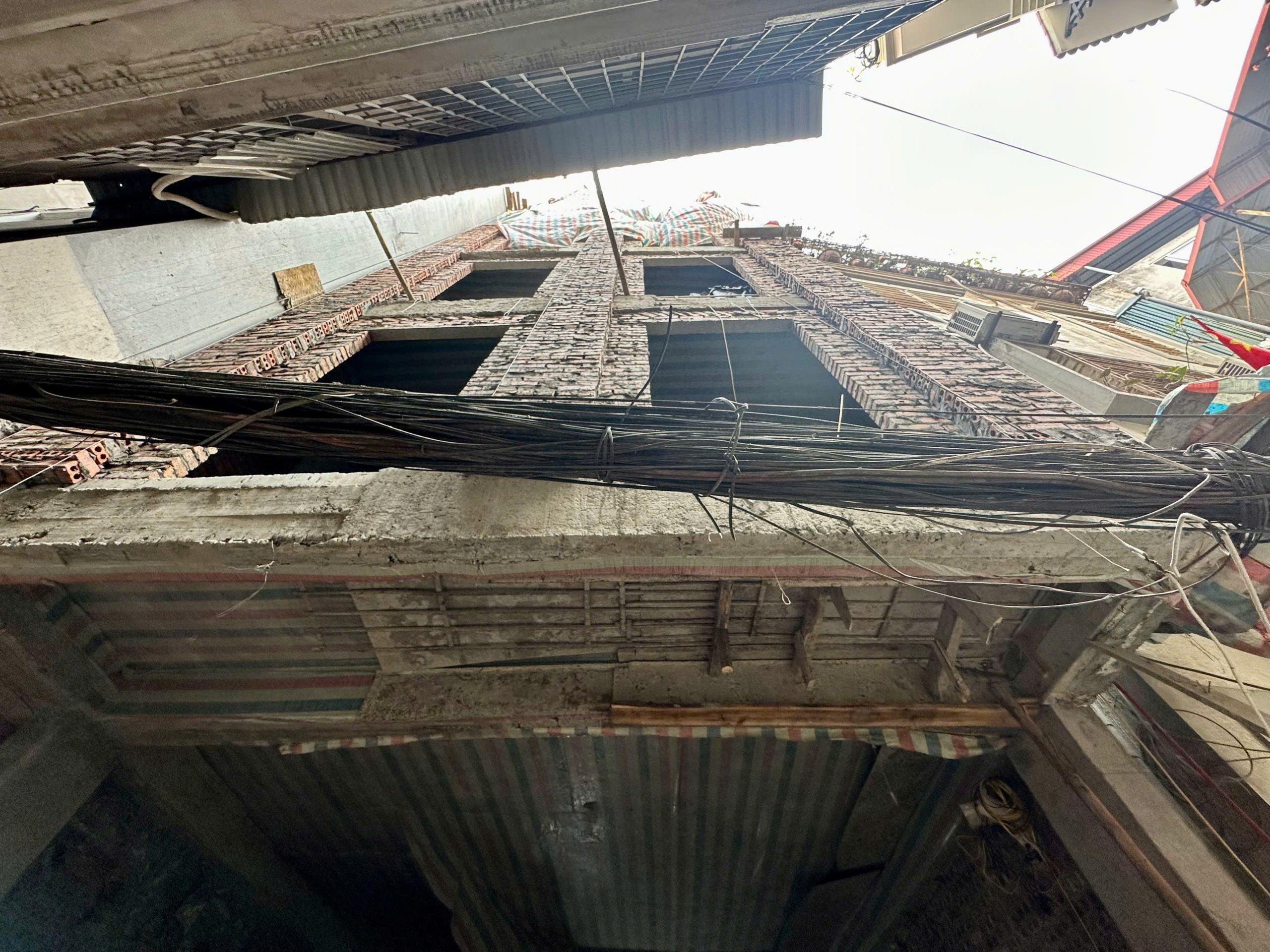 (Tin thật 100%) Bán CCMN 82m2 x 19CH tại Hồ Ba Mẫu – Nhà gần phố và ô tô đỗ – Dòng tiền 1,45 tỷ/năm