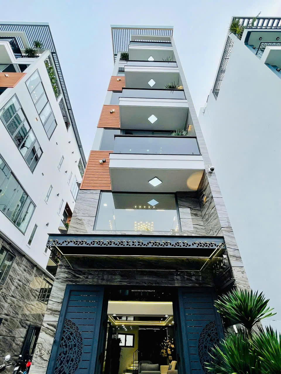 Nhà góc 2MT 10m thông Phạm Văn Chiêu, Gò Vấp (Cách MT 50m) giá 13,68 tỷ