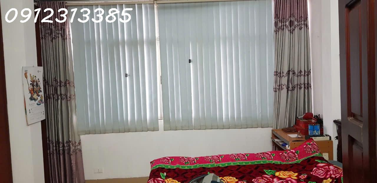 Chính chủ cho thuê nhà mặt phố Khương Đình, phường Hạ Đình, quận Thanh Xuân, Hà Nội.