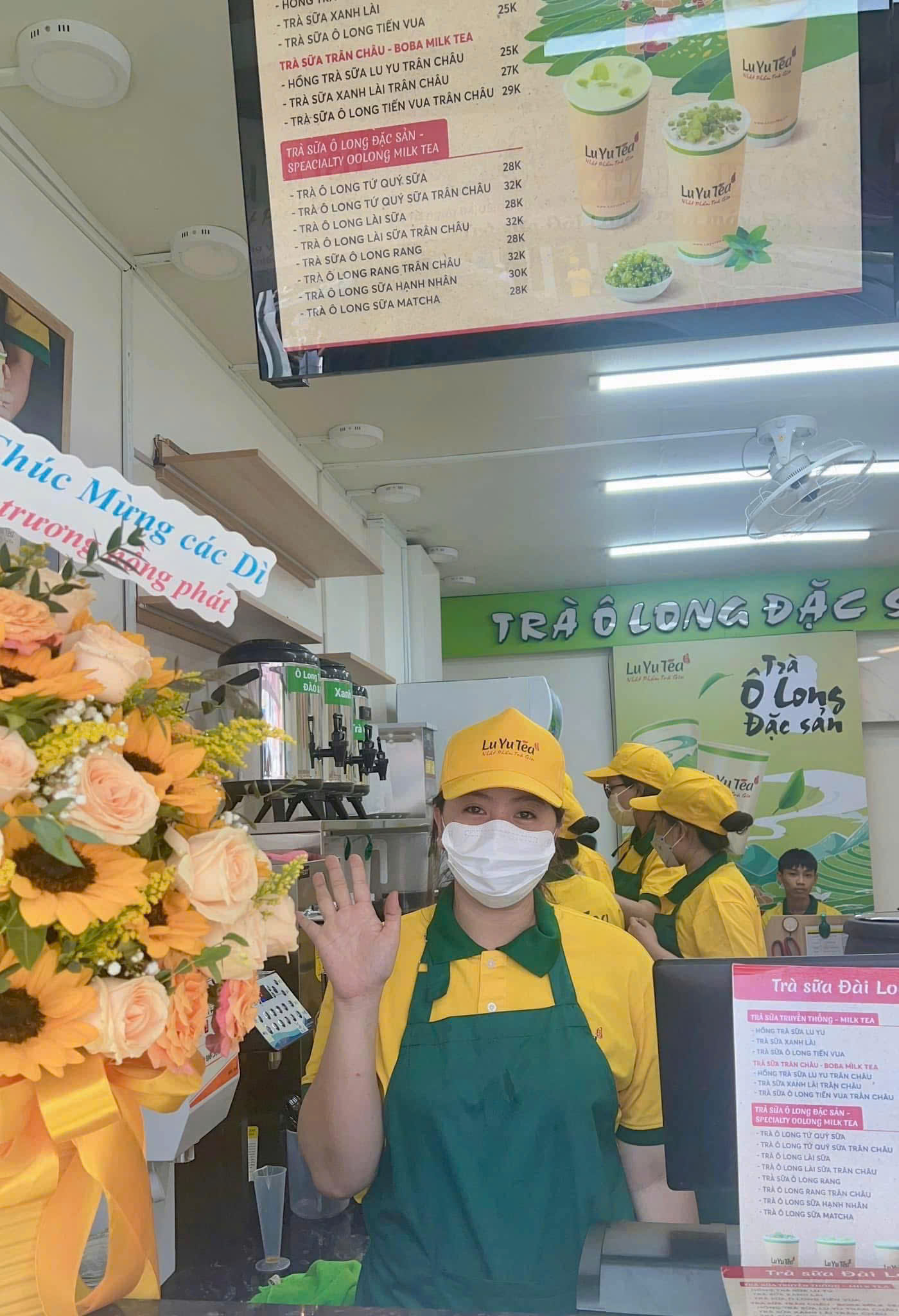 SANG NHƯỢNG GẤP QUÁN TRÀ SỮA LUYUTEA – THƯƠNG HIỆU ĐÀI LOAN – VỊ TRÍ VÀNG NGAY CHỢ THỦ ĐỨC