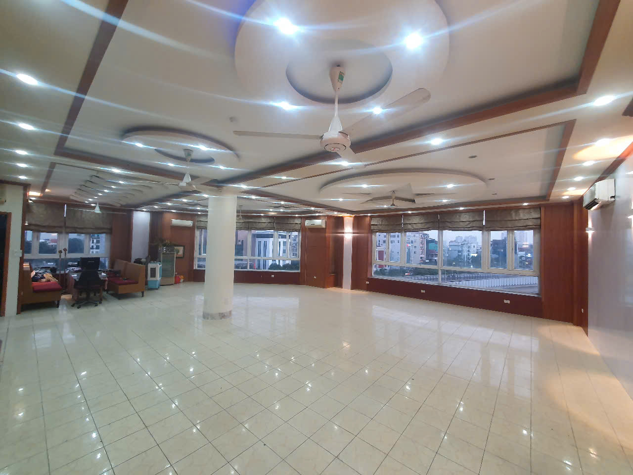 CHO THUÊ VĂN PHÒNG NẰM Ở TẦNG 6 TẠI 36A PHỐ HOÀNG CẦU, ĐỐNG ĐA , HN