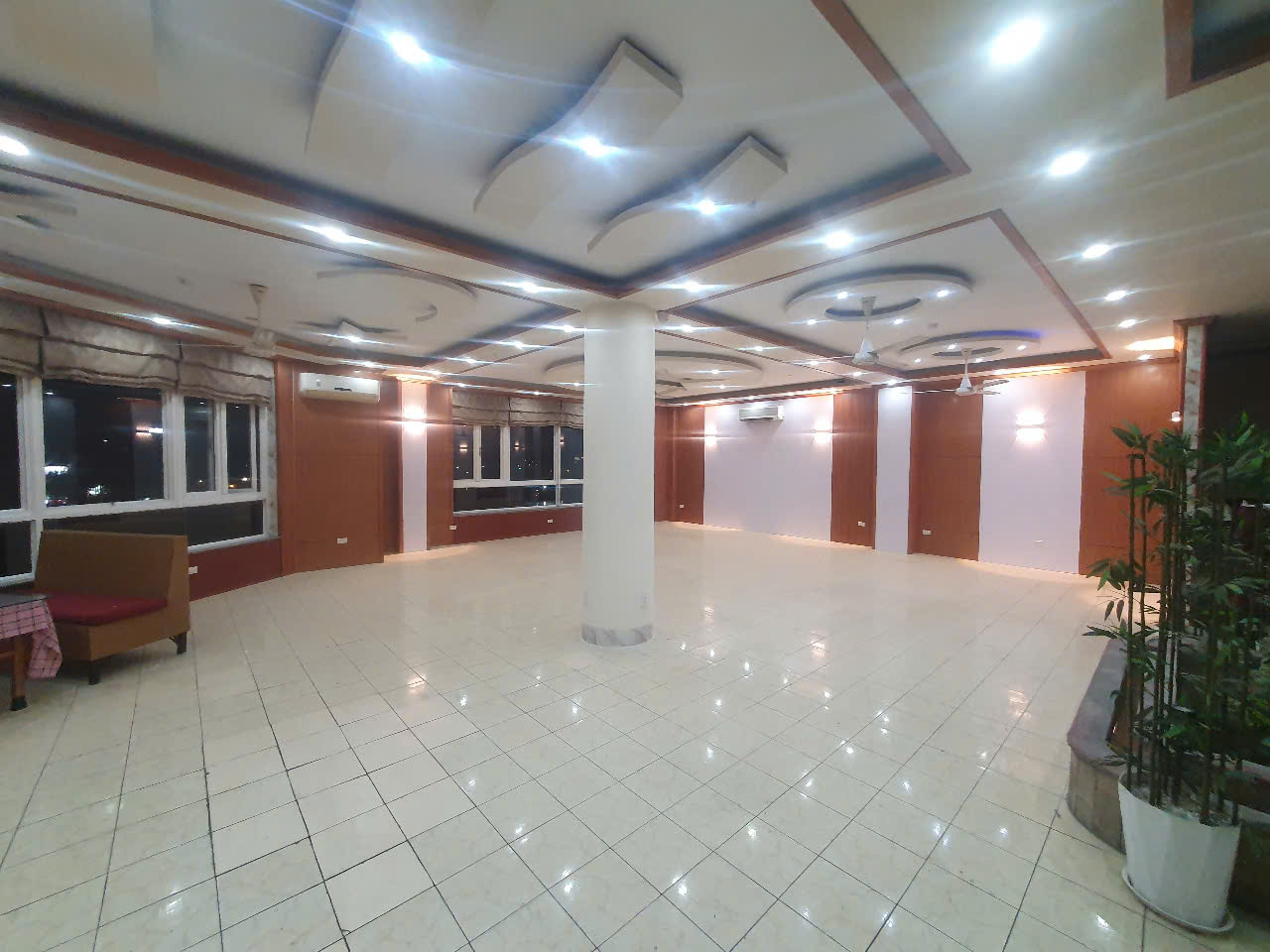 CHO THUÊ VĂN PHÒNG NẰM Ở TẦNG 6 TẠI 36A PHỐ HOÀNG CẦU, ĐỐNG ĐA , HN