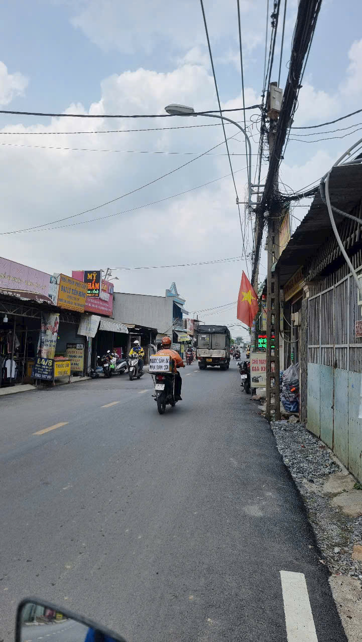 Nhà nát (4mx20m) Mặt Tiền Trịnh Thị Miếng, Thới Tam Thôn, Hóc Môn (Cách chợ Ba Bầu 200m)