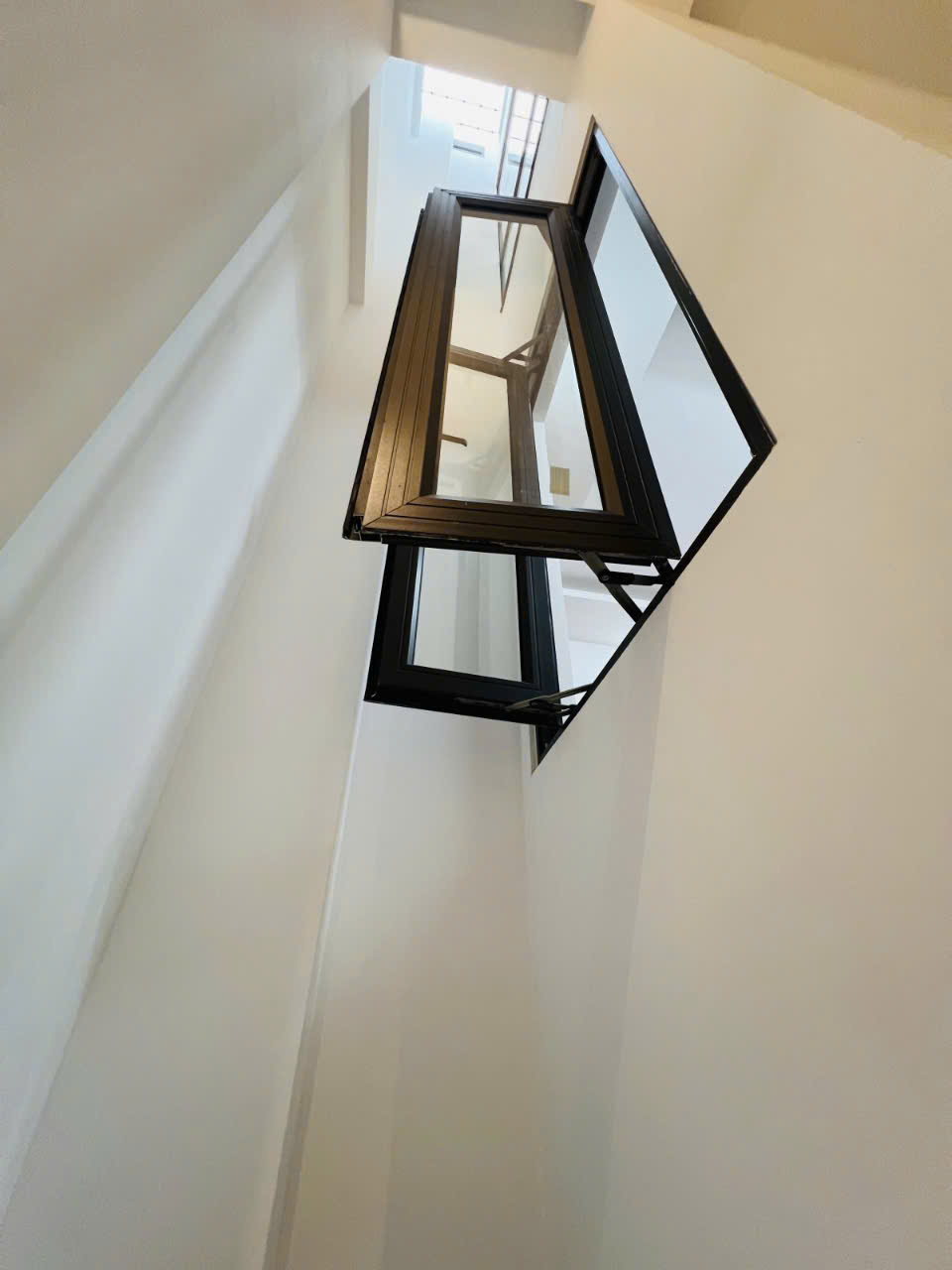 BÁN NGUYỄN CẢNH DỊ – HOÀNG MAI, 47 M2, 6 TẦNG, MẶT TIỀN 4 M, GIÁ 13,7 TỶ.