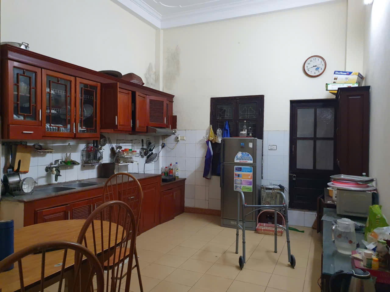 Chính chủ cho thuê nhà nguyên căn 3 tầng.