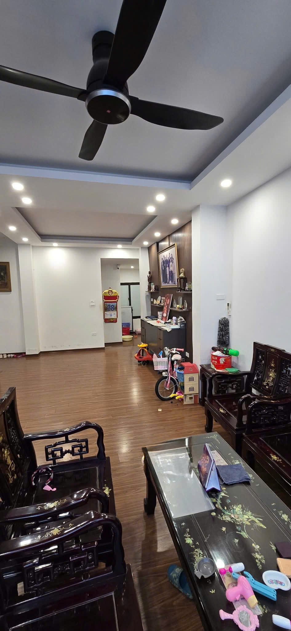 BÁN NHÀ MẶT PHỐ NGUYỄN CÔNG HOAN, BA ĐÌNH – 164M² – MT 11.5M – DÒNG TIỀN 100 TR/TH