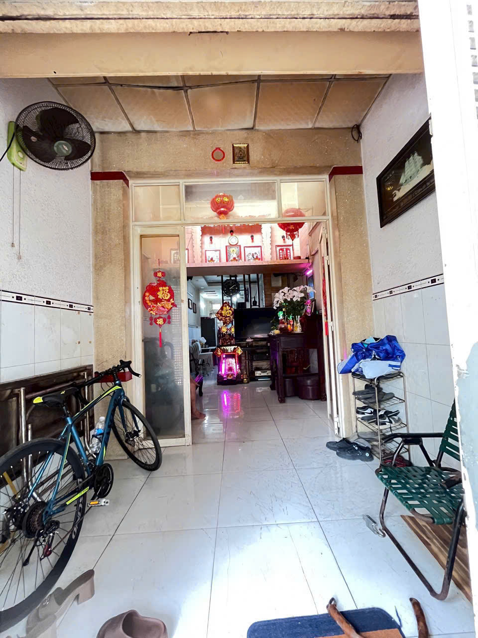 Nhà Hẻm Xe Hơi thích hợp mở Spa Nail Tóc 484 Nguyễn Duy P10 Q8