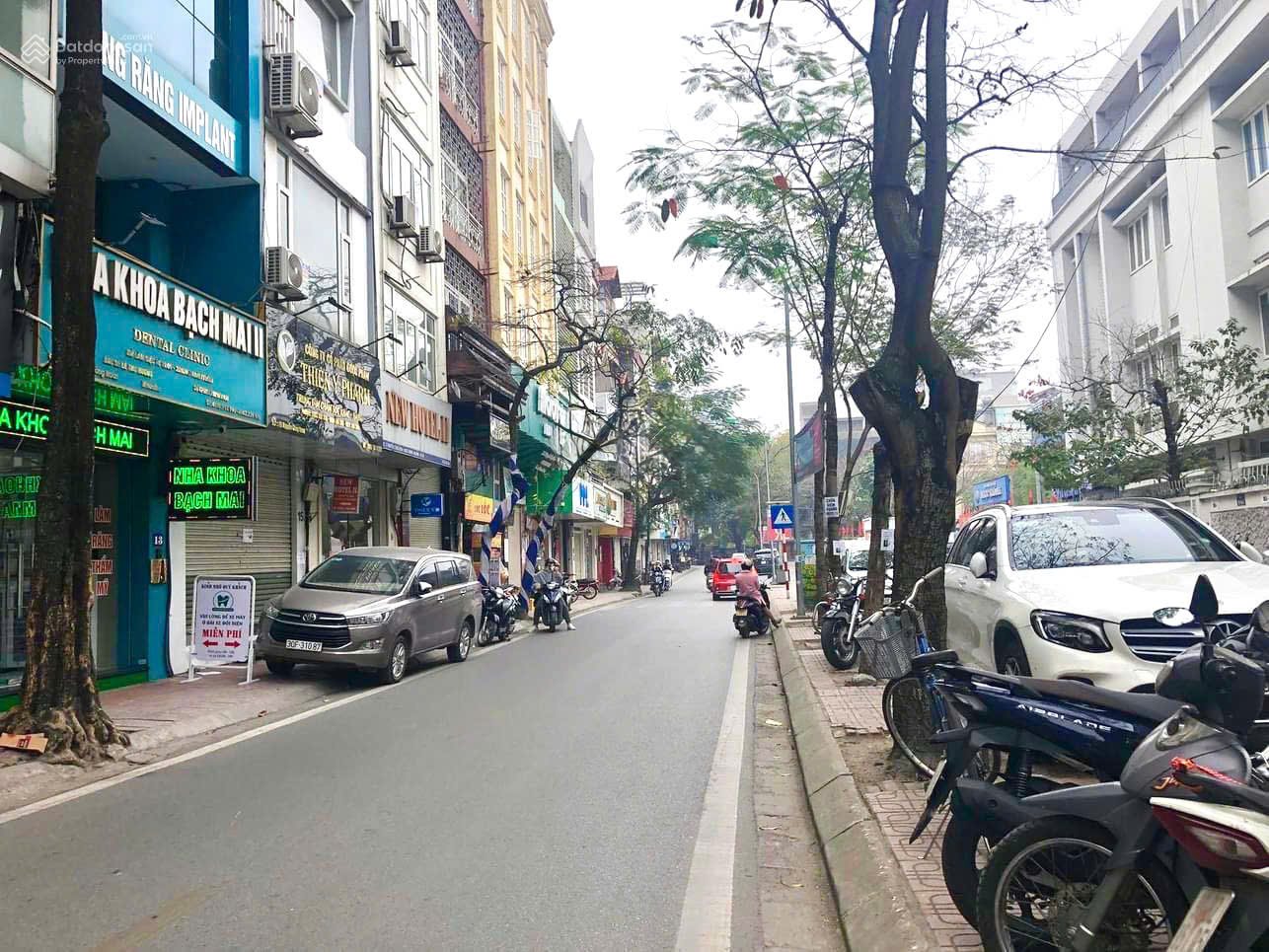 BÁN NHÀ MẶT PHỐ NGUYỄN CÔNG HOAN, BA ĐÌNH – 164M² – MT 11.5M – DÒNG TIỀN 100 TR/TH