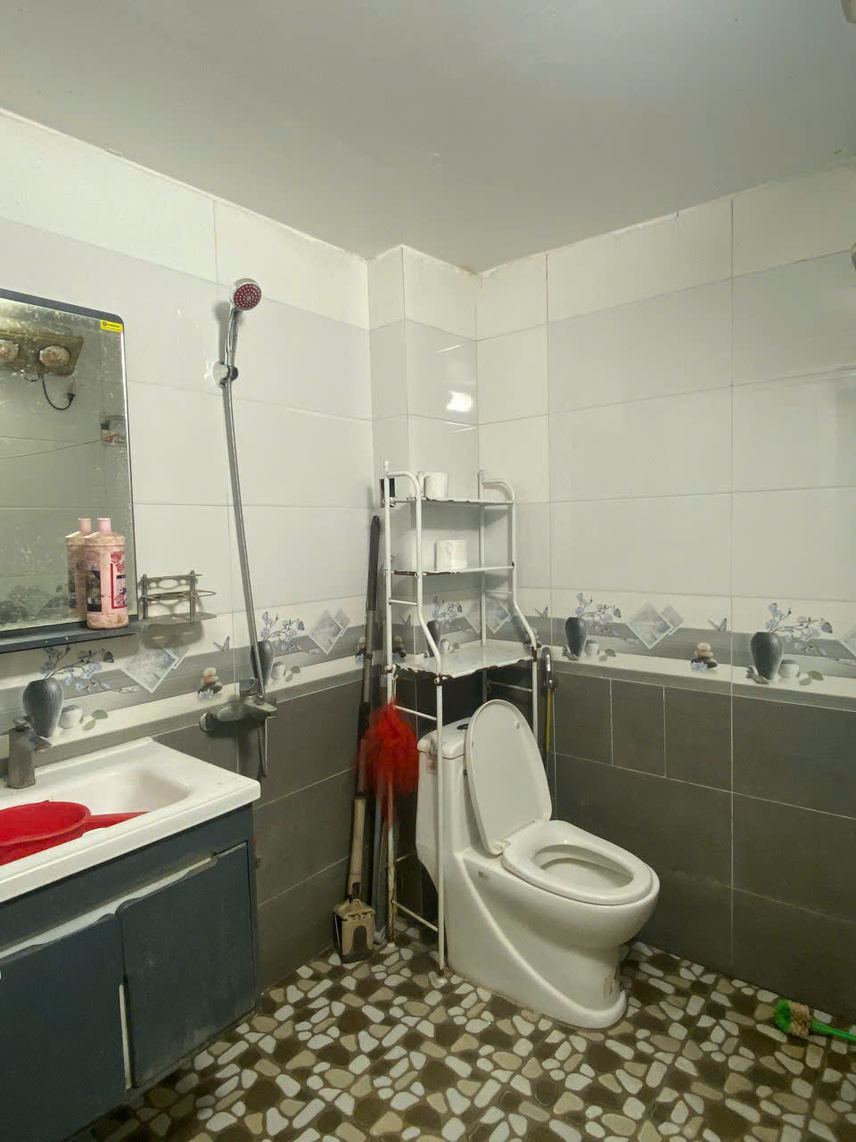 Chính chủ cần cho thuê nhà nguyên căn tầng 1 tại số 85 Thành Phố Giao Lưu, Bắc Từ Liêm, HN