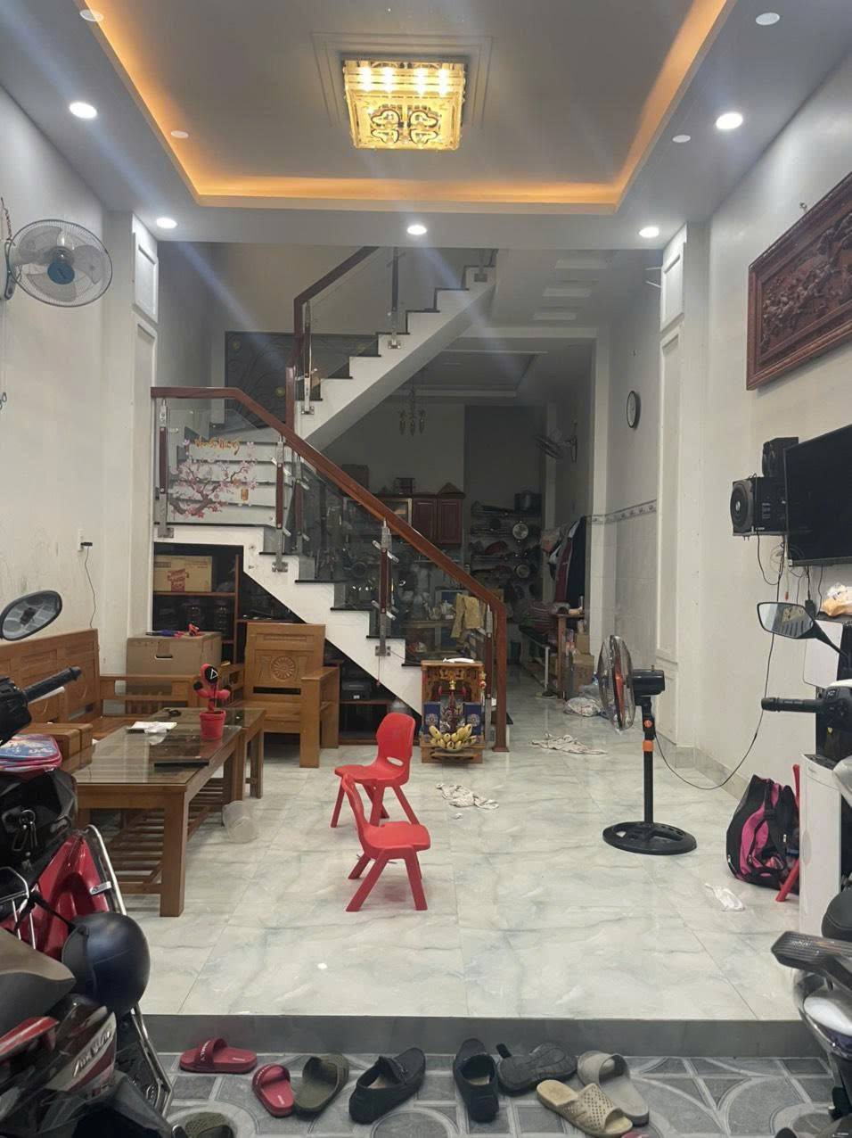 Nhà hẻm 5m Tân Chánh Hiệp 18, Quận 12, Giá 4.35 Tỷ 4x13m đúc 2 Tấm