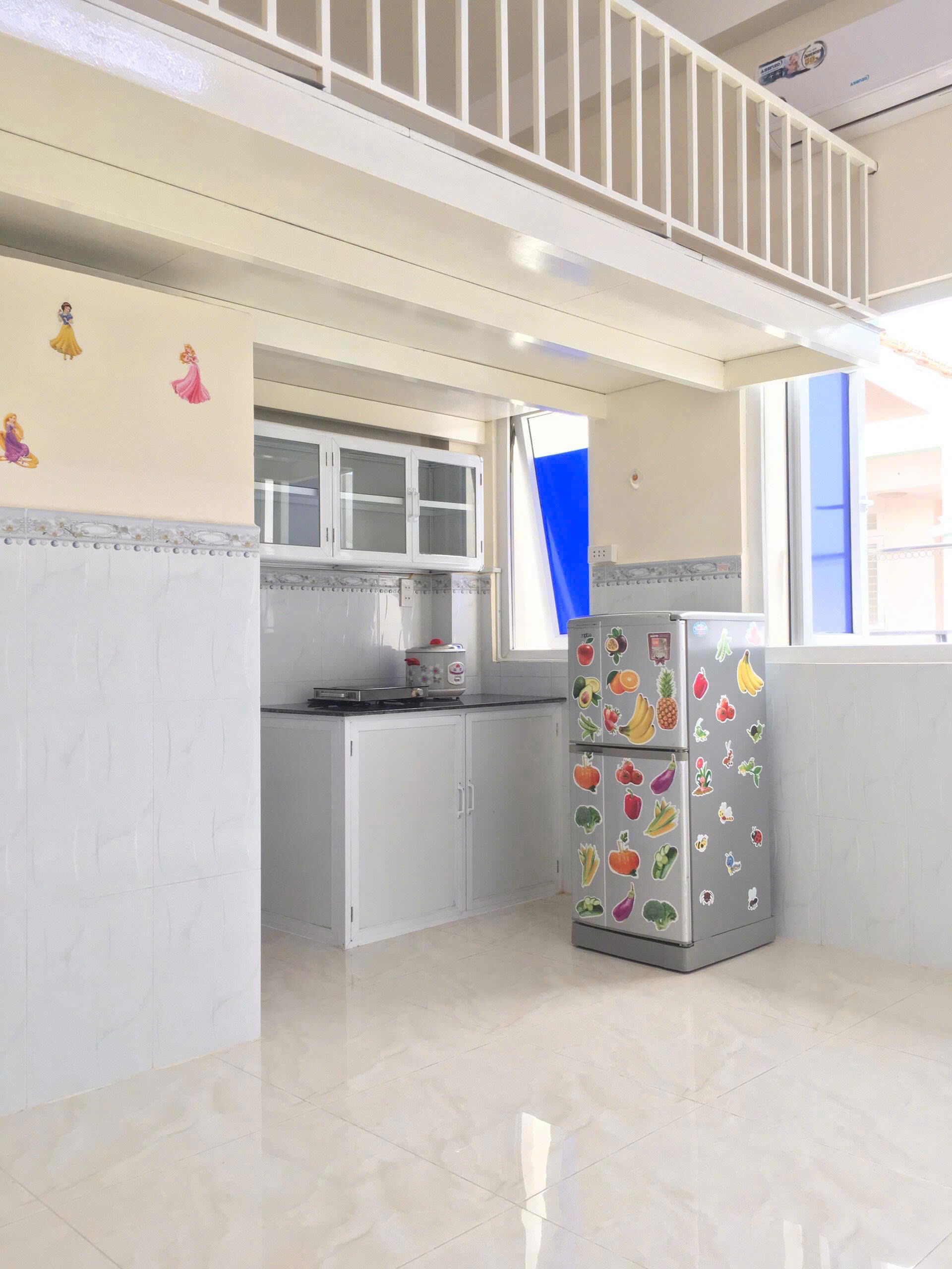 Bán CHDV 5 tầng 2 mặt hẻm đường Âu Dương Lân P3Q8. Giá: 7.5 tỷ TL