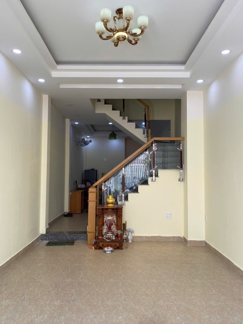 BÁN NHÀ ĐẸP 4 TẦNG HẺM XE HƠI – KHU VIP LINH TRUNG THỦ ĐỨC. GẤP BÁN- GIÁ CHỈ 5.9 TỶ SAU NHIỀU LẦN GIẢM CHÀO