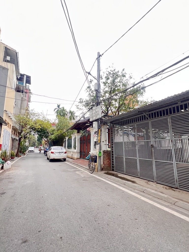 TƯ ĐÌNH,LONG BIÊN 25tỷ 115m MẶT TIỀN 5m NGÕ Ô TÔ ĐỖ CỬA,KINH DOANH,VĂN PHÒNG