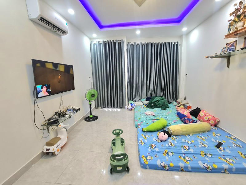 🏡 BÁN NHÀ LINH ĐÔNG- TP. THỦ ĐỨC – 3 TẦNG KIÊN CỐ, HẺM RỘNG 8M – CHỈ 8 TỶ 95