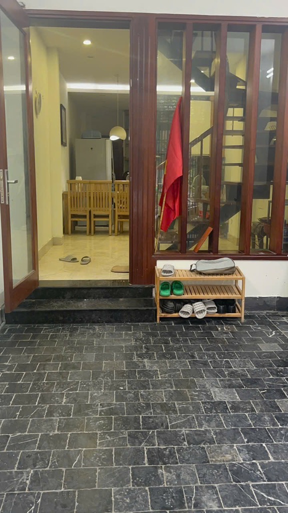 Vương Thừa Vũ,50m phân lô cuộn mình giữa phố, ô tô vòng quanh nhà
